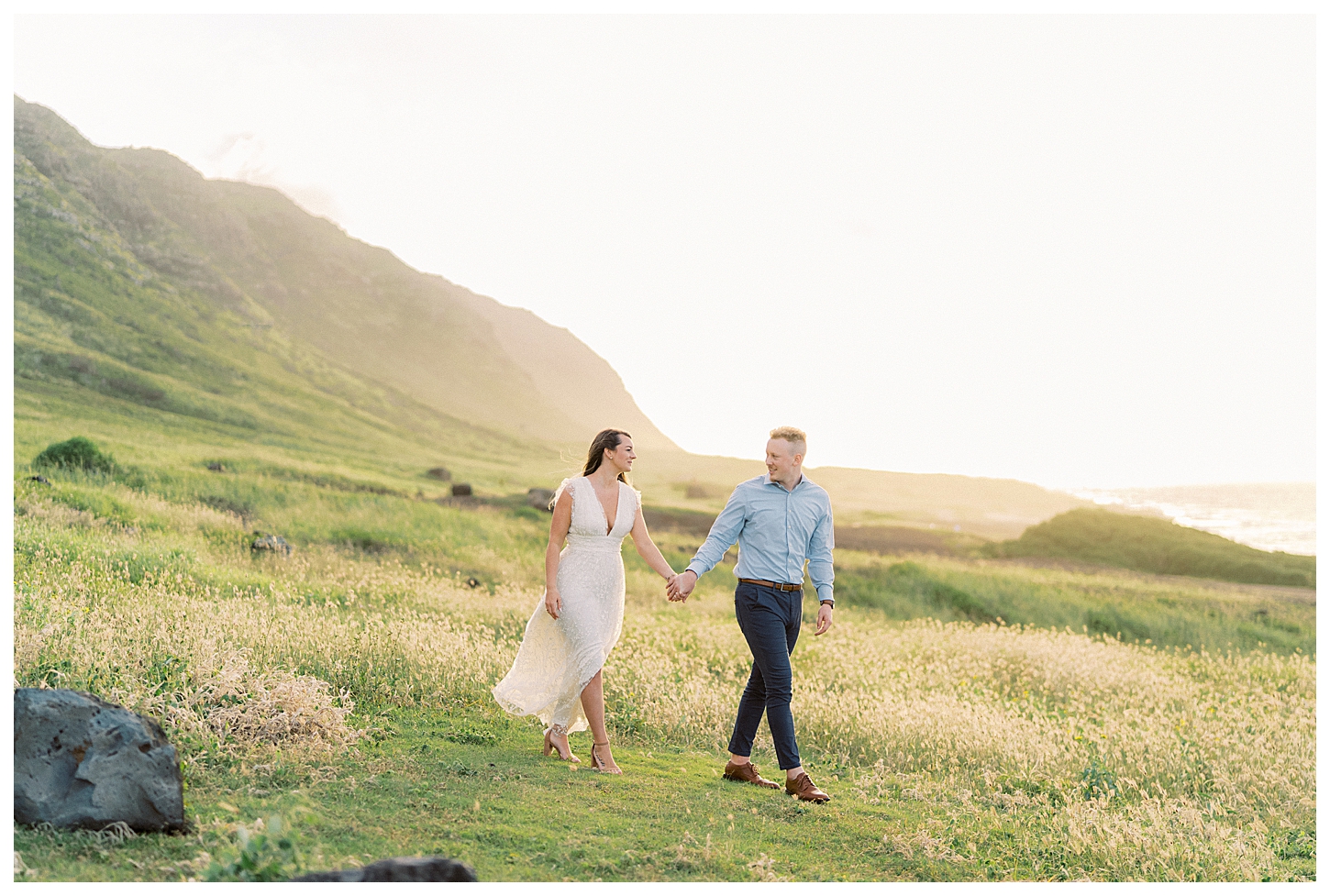 Oahu Hawaii Couples Photographer