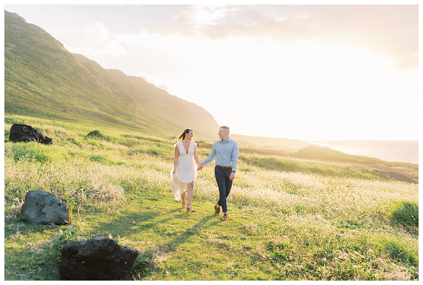 Oahu Hawaii Couples Photographer