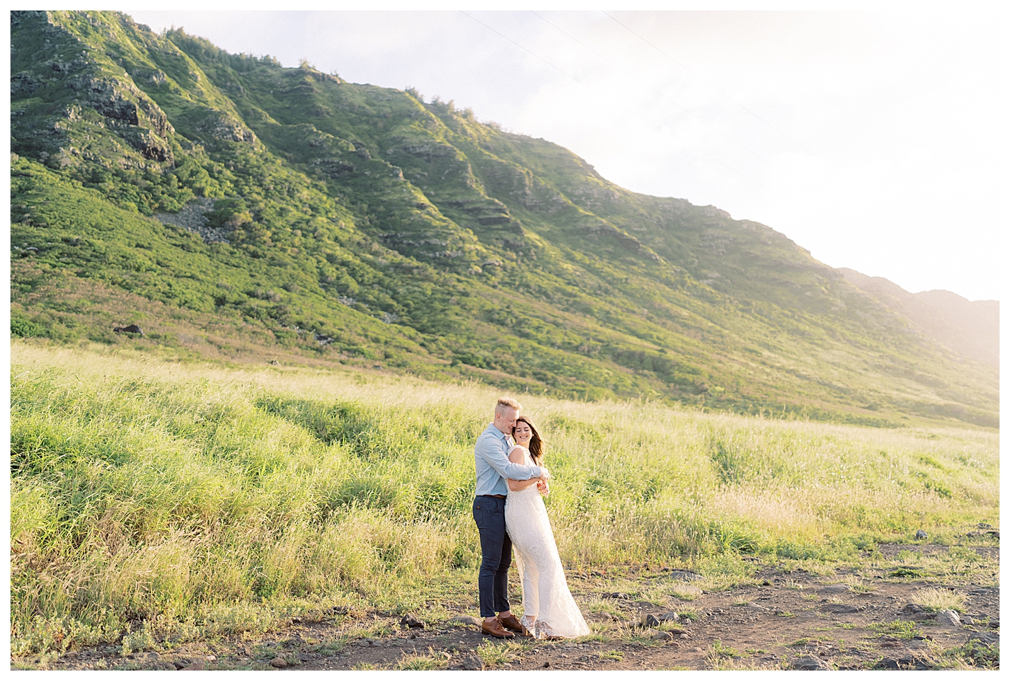 Oahu Hawaii Couples Photographer