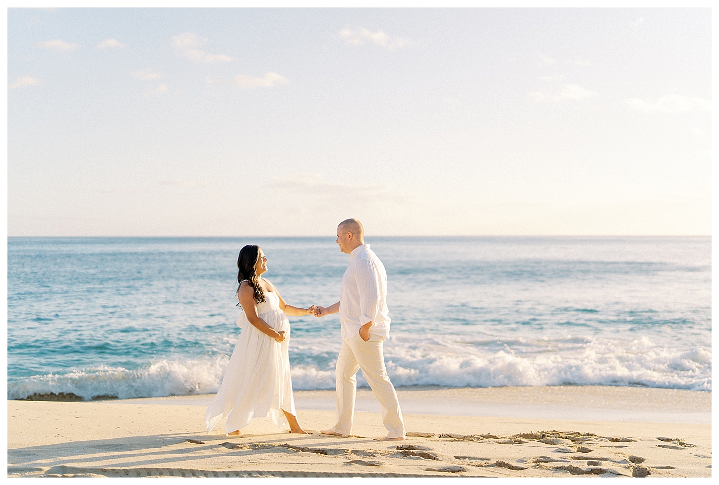 Oahu Hawaii Maternity Photographer