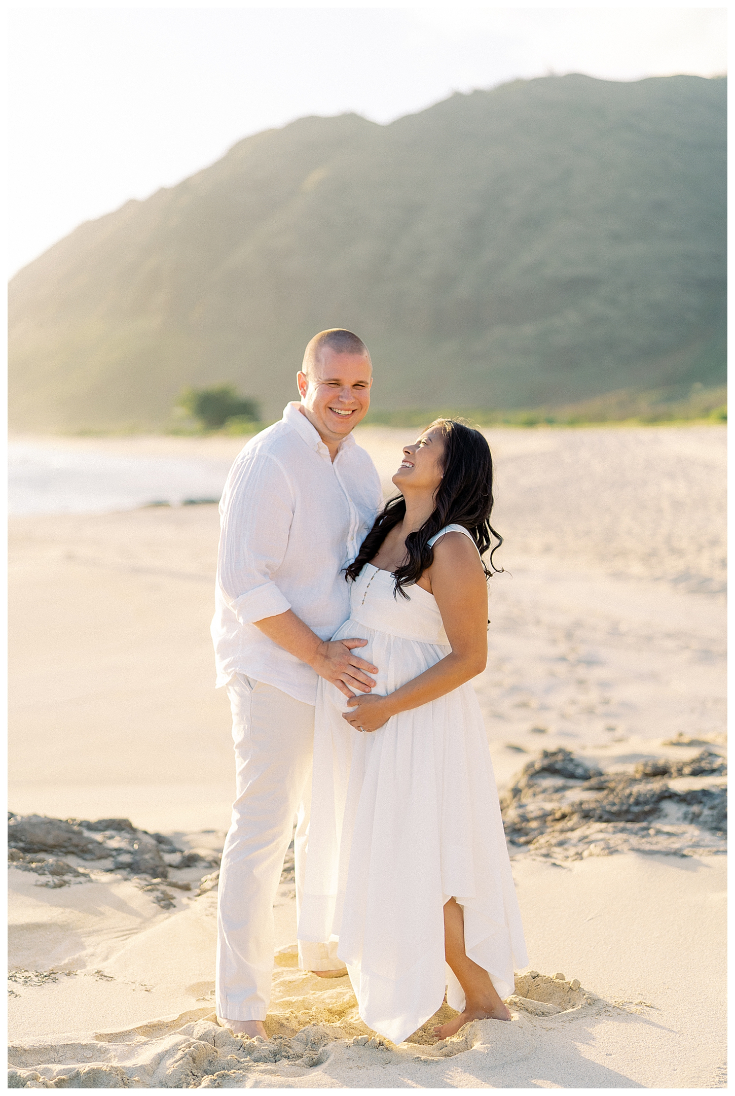 Oahu Hawaii Maternity Photographer